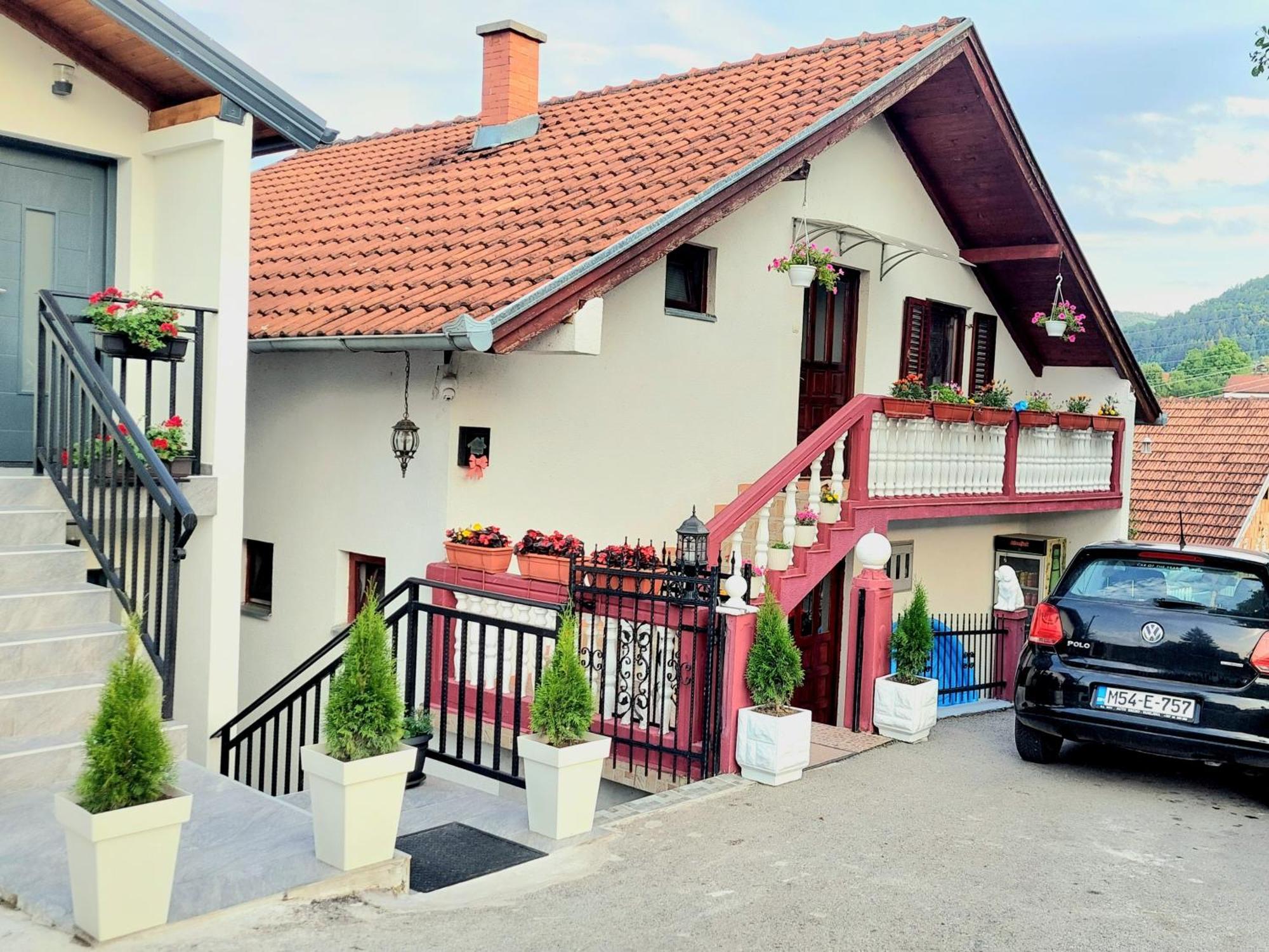 Guesthouse Jelena Вишеград Экстерьер фото
